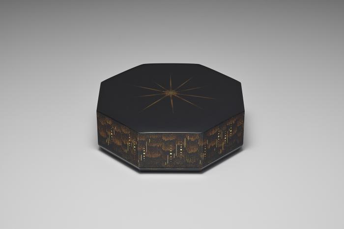 蒔絵八角箱「それぞれの樹海」