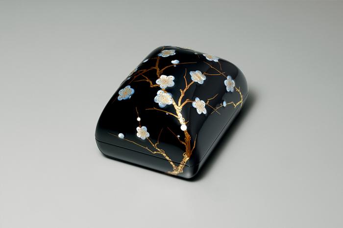 蒔絵梅花文箱