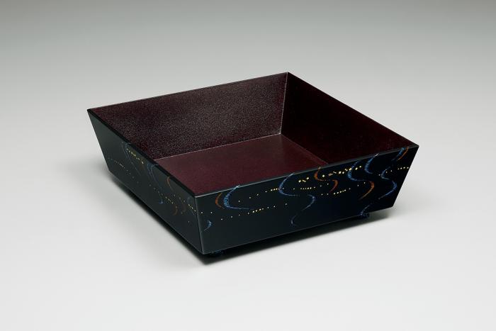蒔絵盛器「流水」