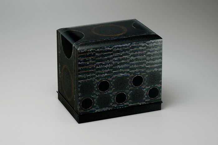 紋紗塗箱「春の音」