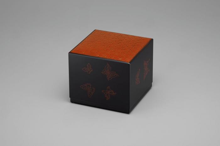 網代蝶文箱