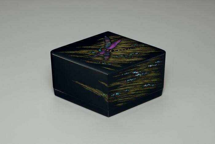 蒔絵箱「疾風」