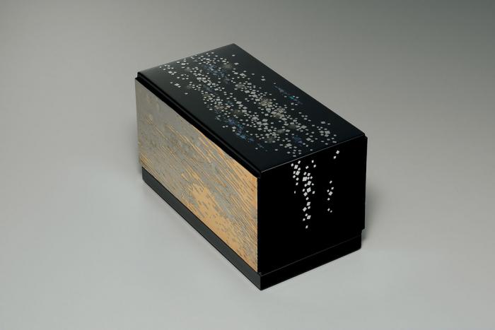 木地蒔絵箱「河面」