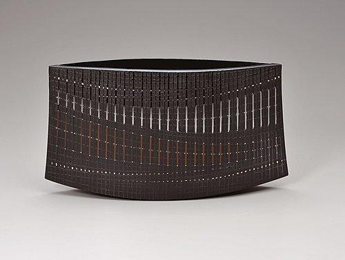 鋳ぐるみ花器「宙擁」