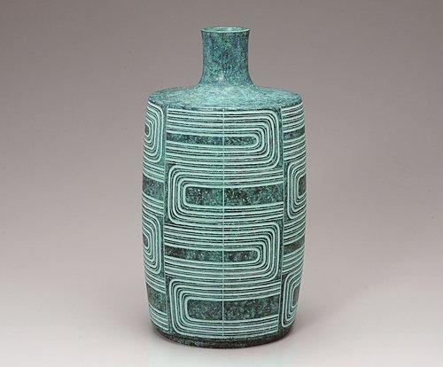 流水文緑壷