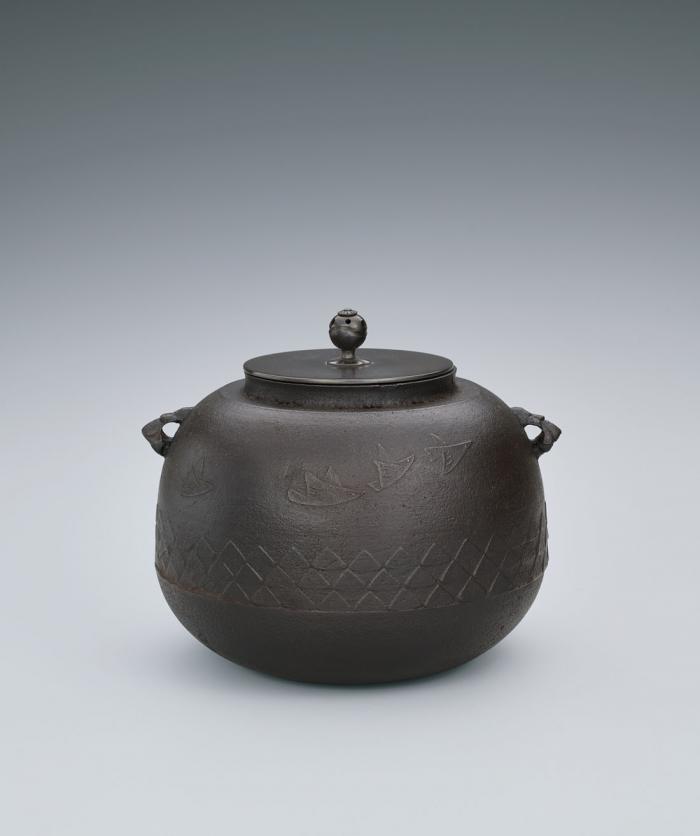 鱗文繰口釜