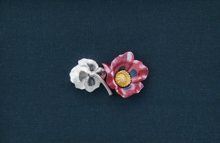 罌粟の花金具