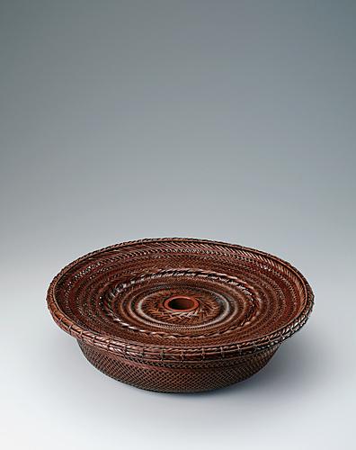 柾割摺漆花籃「泉心」