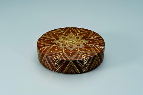 截金飾筥「游華」