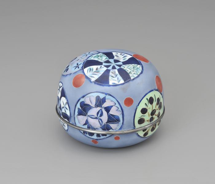 有線七宝合子　染付　民芸写し