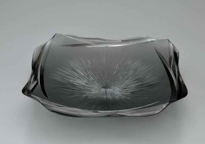 積層プラチナ彩切子角鉢「耀」