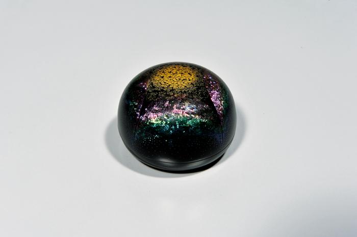 青貝蒔絵香合「莟」