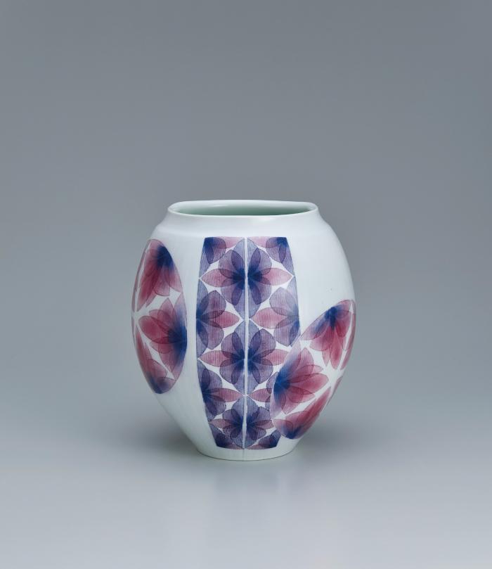 布染彩磁壺
