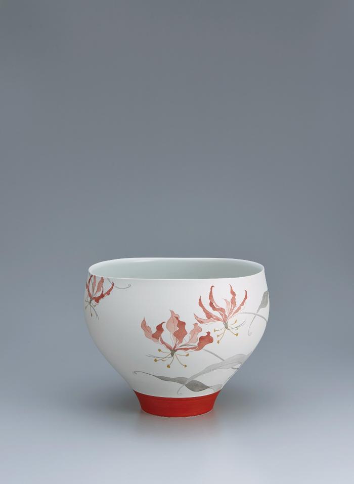 赤絵墨彩グロリオサ文鉢