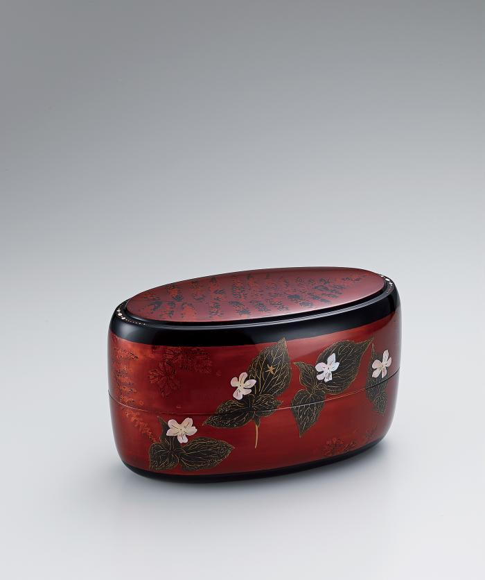 変塗蒔絵螺鈿箱「駒ヶ岳オオバキスミレ」