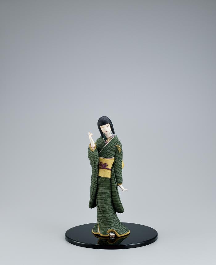 木芯桐塑木目込「月に舞う」