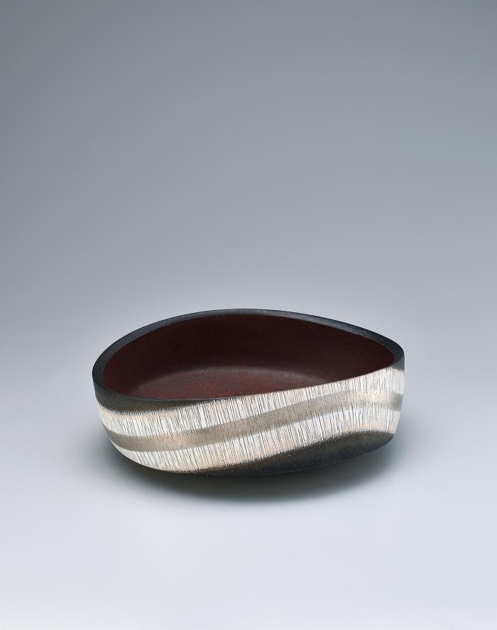 白金彩線刻文鉢