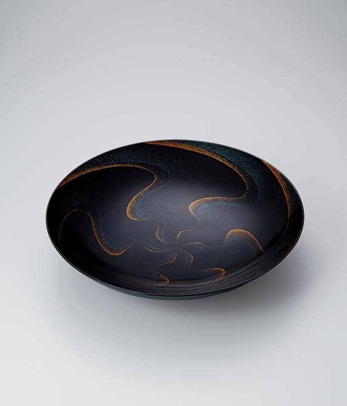 黒塗鉢「湧」