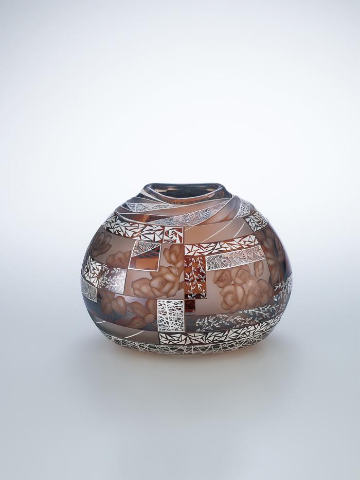 銀彩琥珀色被花器