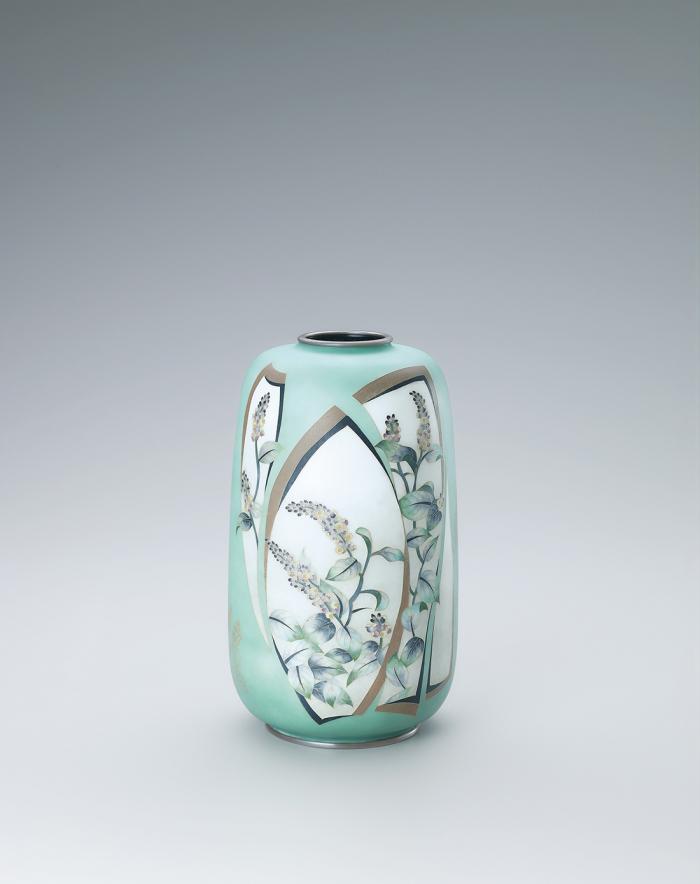 有線七宝錆青磁花瓶「木葉の随菜」