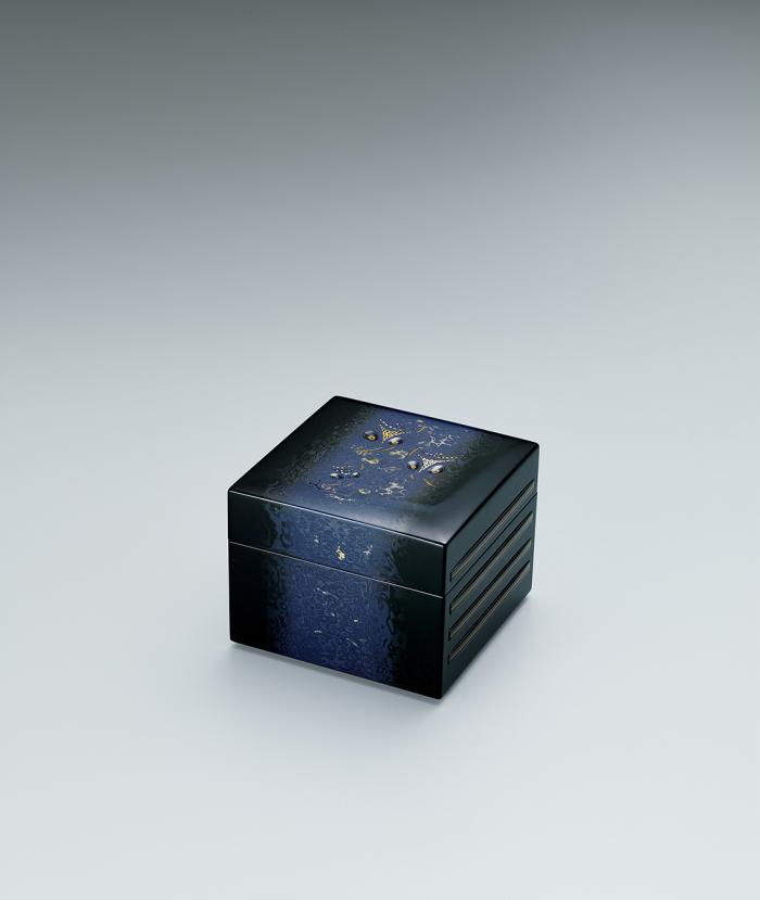 蒟醬彫漆箱「静夜」