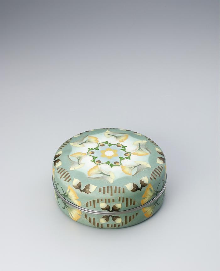 有線七宝合子「銀杏黄葉」