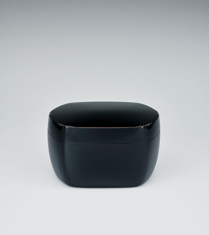 乾漆蒔絵箱「樹輝」