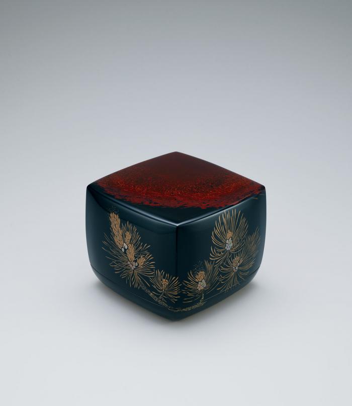 変塗蒔絵螺鈿箱「 ハイマツ・シャクナゲ」