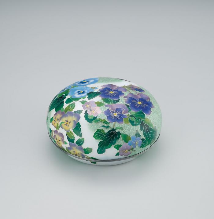 有線七宝合子「遊蝶花」