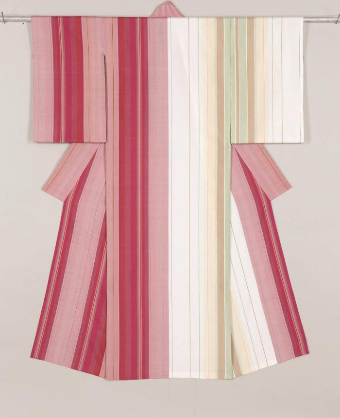 絹織着物「紅梅香る」