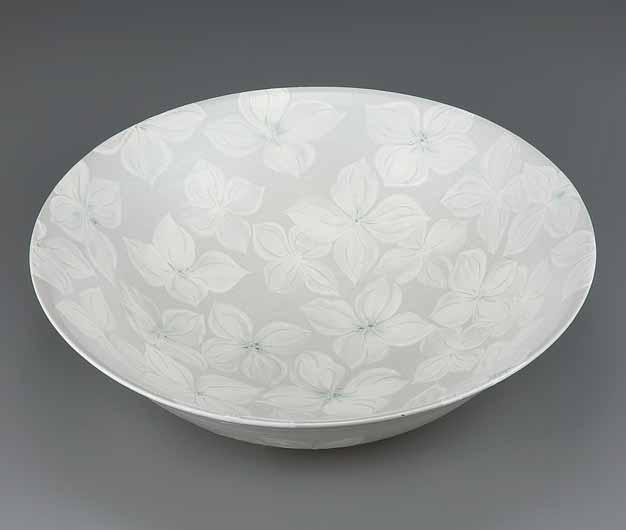 白釉化粧掻落鉢「山法師」