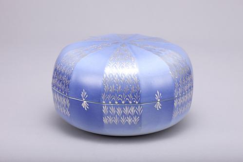 青釉銀彩陶筥