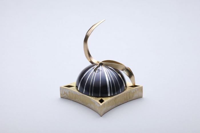 赤銅象嵌香合「星が眠る夜」