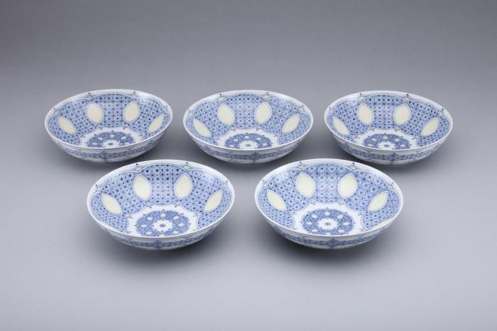 黄粒染付優細描鉢揃