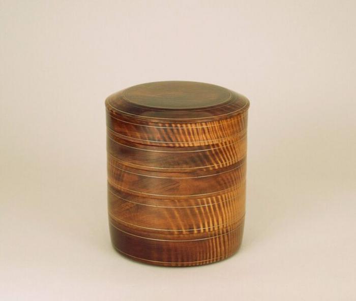 栃造甍縮線象嵌五段重