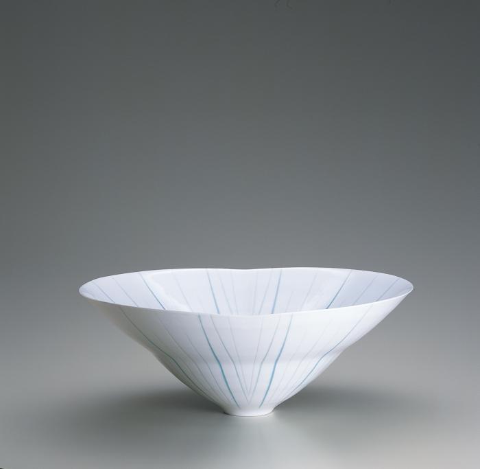 釉象嵌刻文鉢