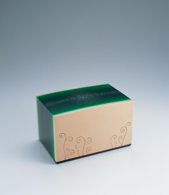 乾漆箱「萌え出ずる」