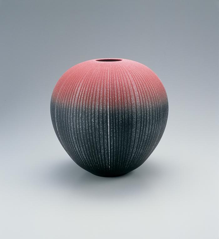 釉泥彩壺