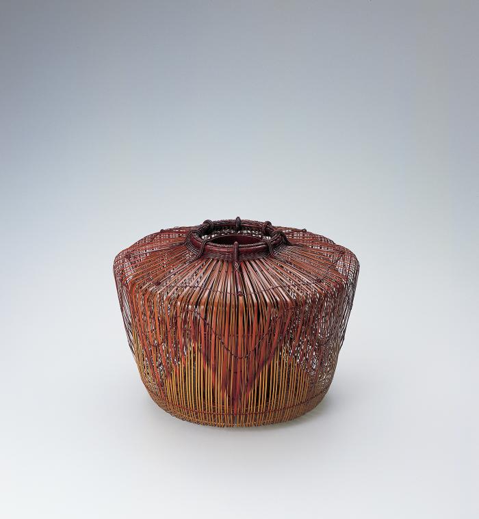 襲花籃「裏山吹」