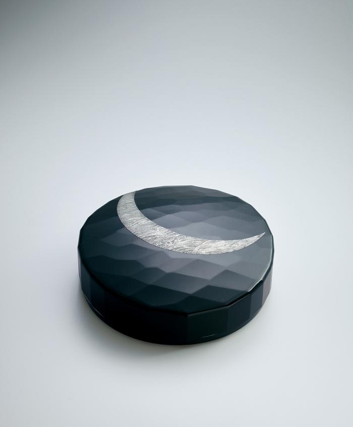 乾漆切錆丸箱「掬月」