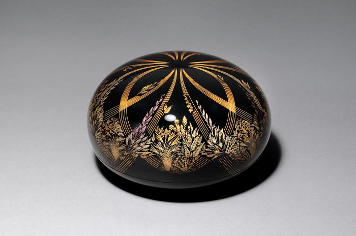 蒟醤研出色絵盒「遊草花」