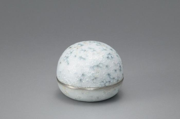 有線七宝蓋物「花風」