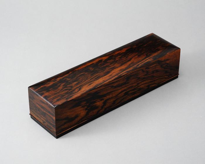 黒柿拭漆短冊箱