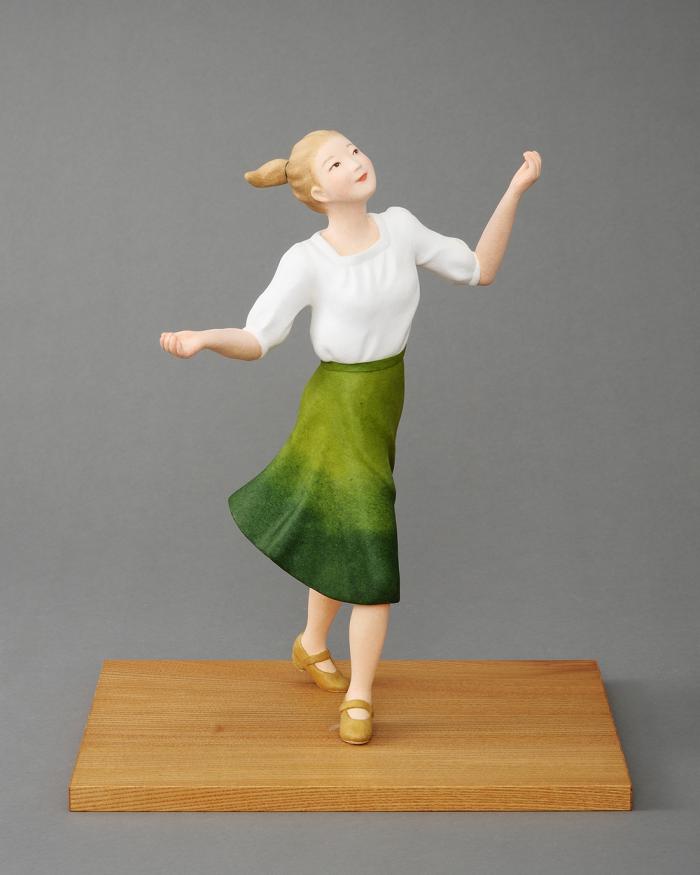 紙塑和紙貼「踊ろうよ」