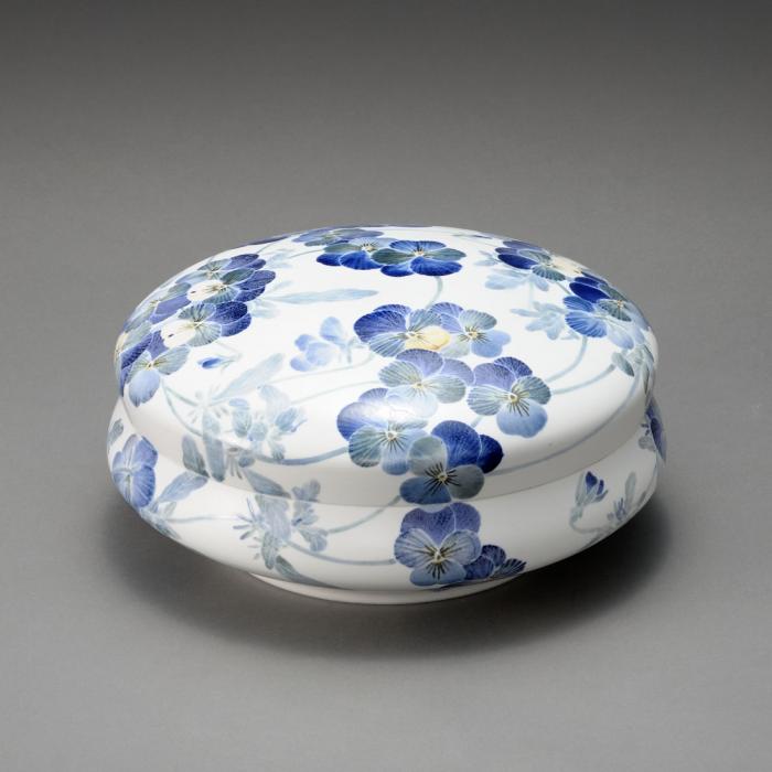 呉須絵花文蓋物