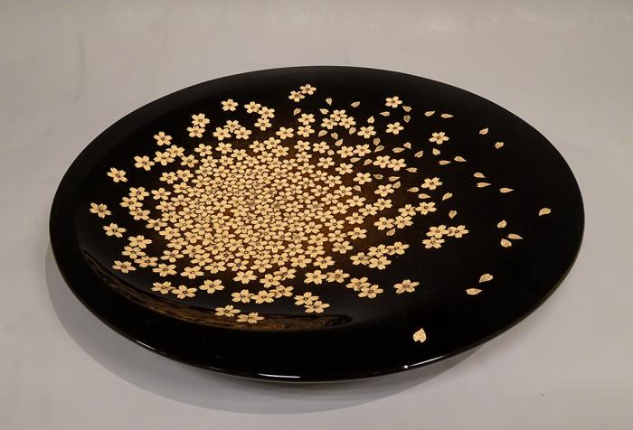 乾漆蒟醤盆「春宵」