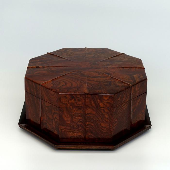欅拭漆八角箱黒柿盆
