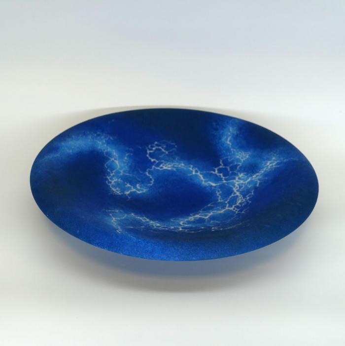 彩泥釉盛線波文皿