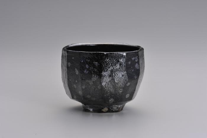萩黒茶碗