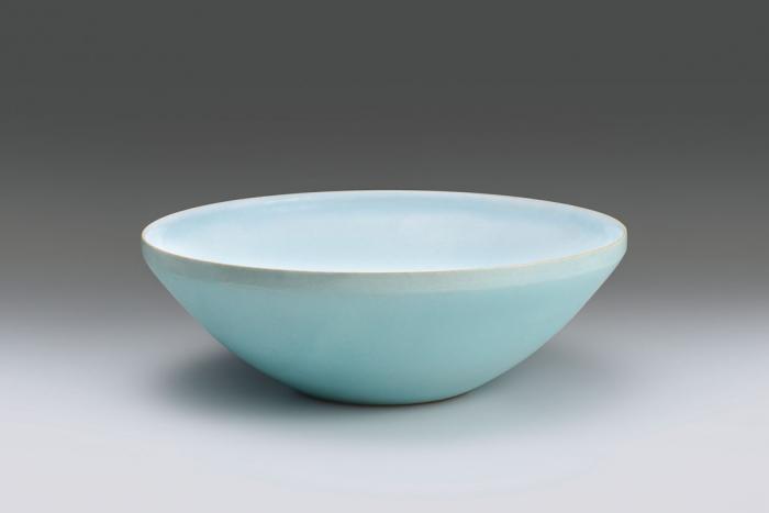 淡青釉大鉢